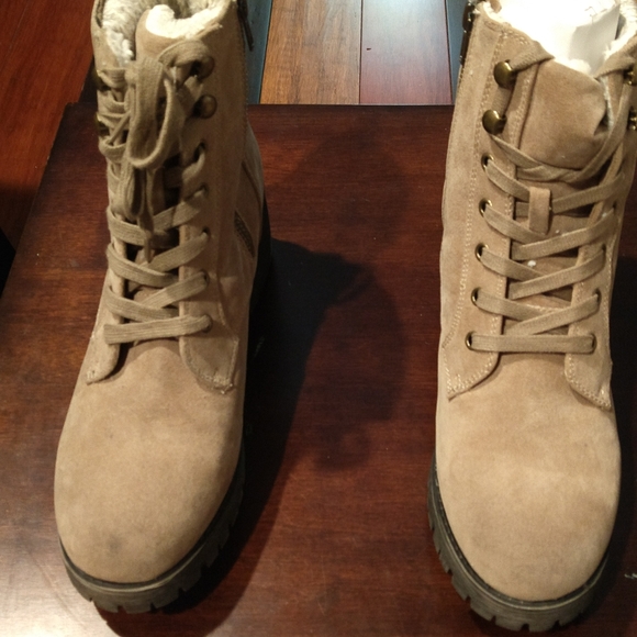 BILLABONG l Wild Thing Vegan Suede Lace-up Boots l Size 10 l NIB - Picture 3 of 7